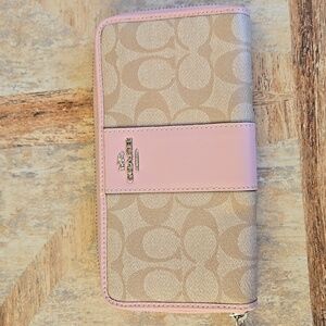 Coach Accordian Zip Wallet